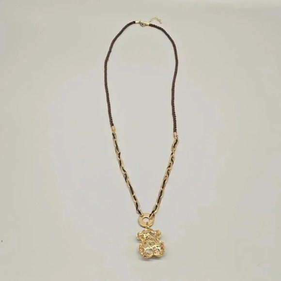 Gold tone bear necklace - Picture 2 of 3